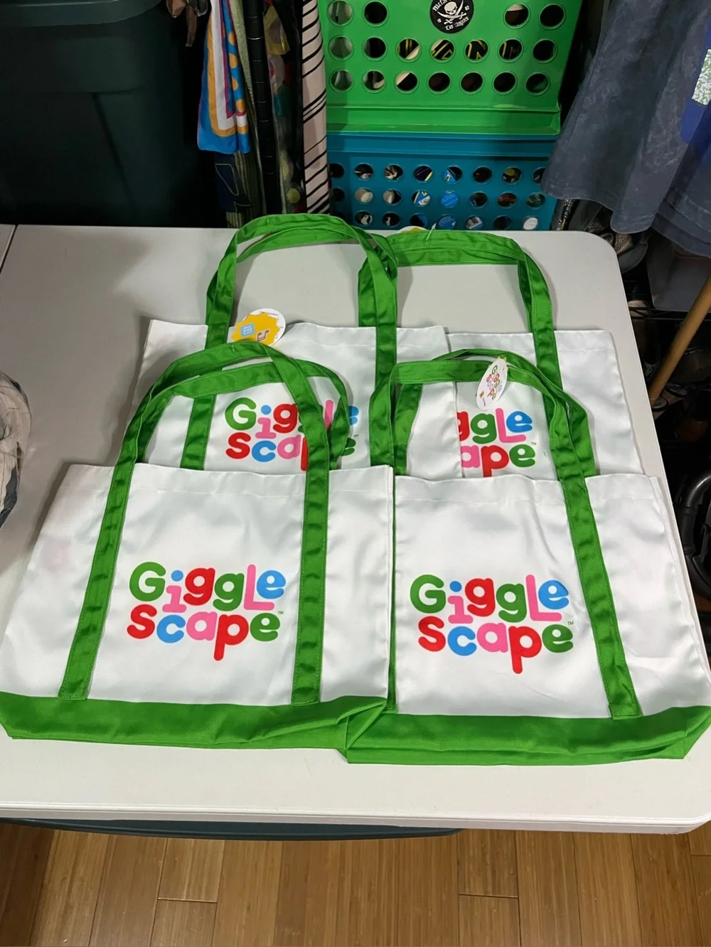 Gigglescape Logo Tote Bag - bundle of 4 White with Green Trim